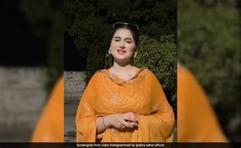 Pakistani TikTok star Aliza Sehar full video leak Whatsapp video。